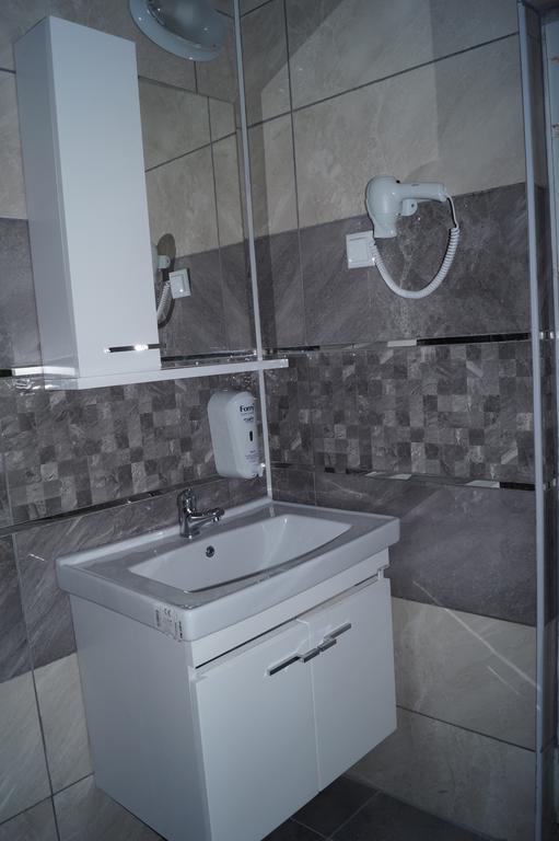 Delfin Hotel Kизкалеси Екстериор снимка